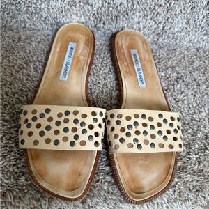 Manolo Blahnik Women’s Cream Leather Slide Sandals